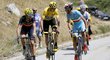 Crhis Froome se v průběhu 20. etapy Tour de France baví s Vincenzo Nibalim