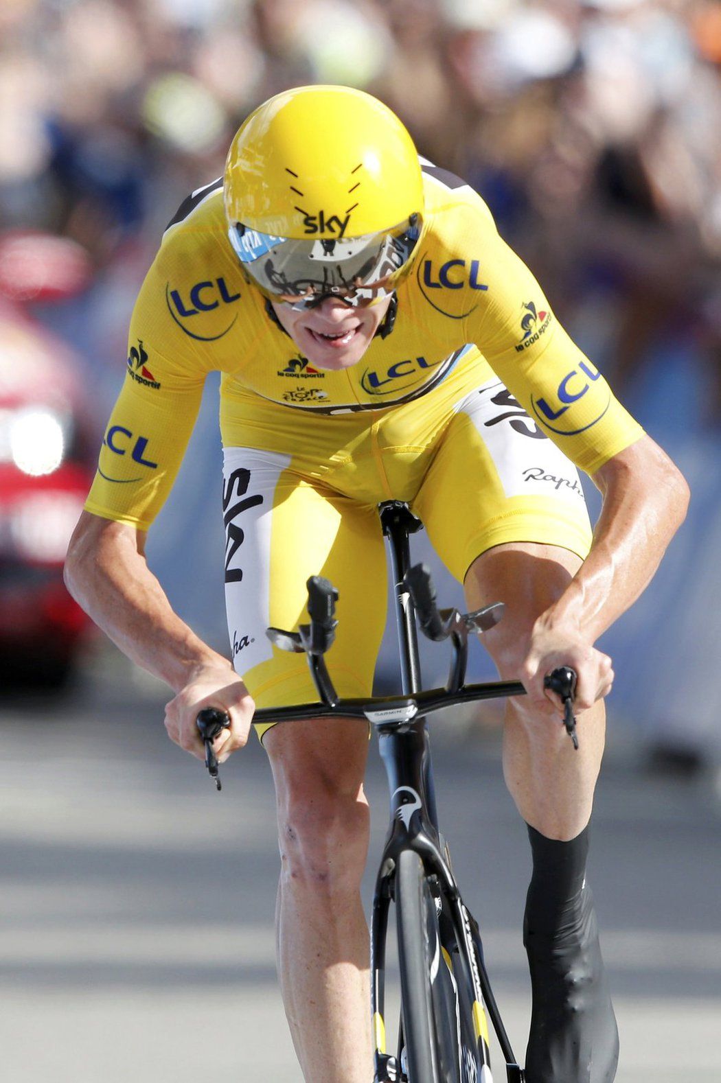 Chris Froome ovládl časovku v 18. etapě Tour de France