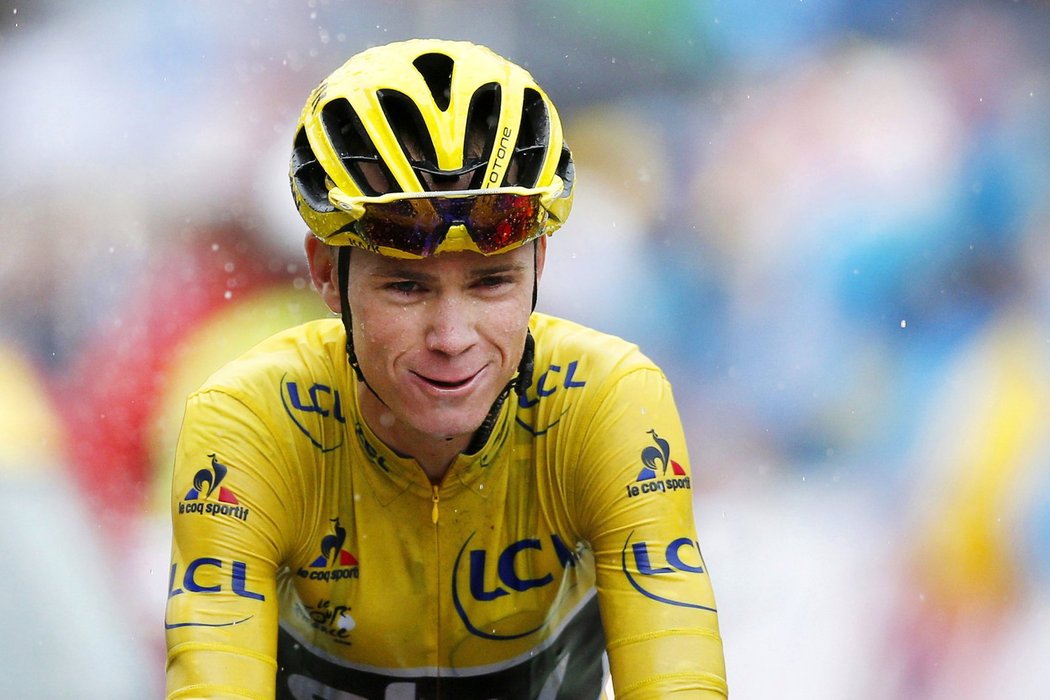 Šťastný Chris Froome po konci dvacáté etapy Tour de France