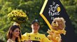 Christopher Froome se raduje ze svého třetího celkového triumfu na Tour de France