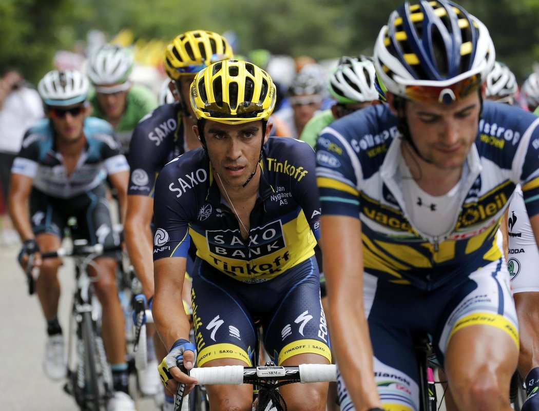 Alberto Contador na pódium nedosáhne