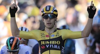 Sagan těsně pod stupni vítězů. Lídr se občerstvil a přišel o žlutý trikot