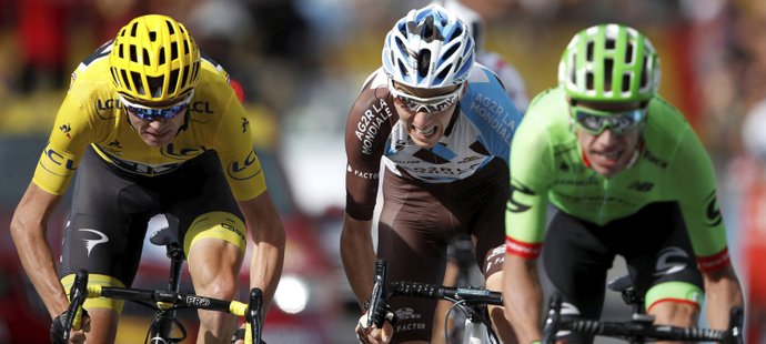 Závěrečný spurt o druhé místo v 17. etapě Tour de France