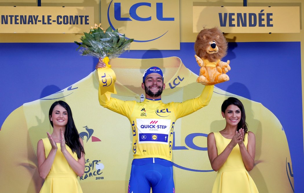 Fernando Gaviria se raduje ze svého prvního triumfu na Tour de France