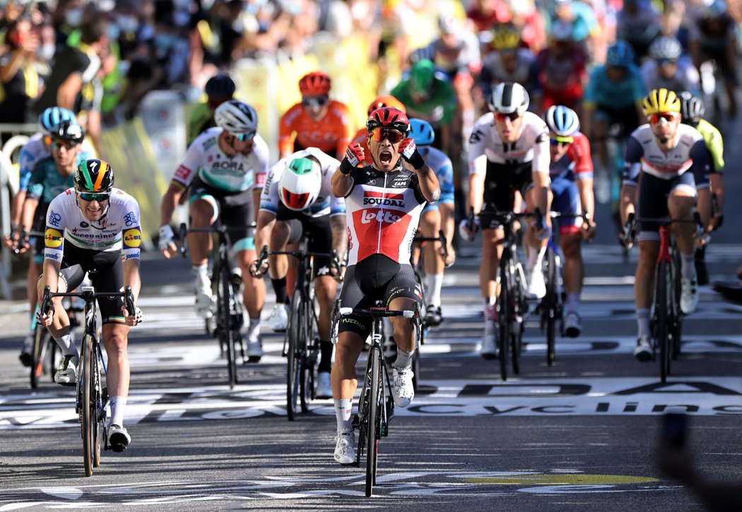 Caleb Ewan při dojezdu třetí etapy Tour de France