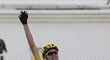 Christopher Froome se raduje z triumfu v 15. etapě