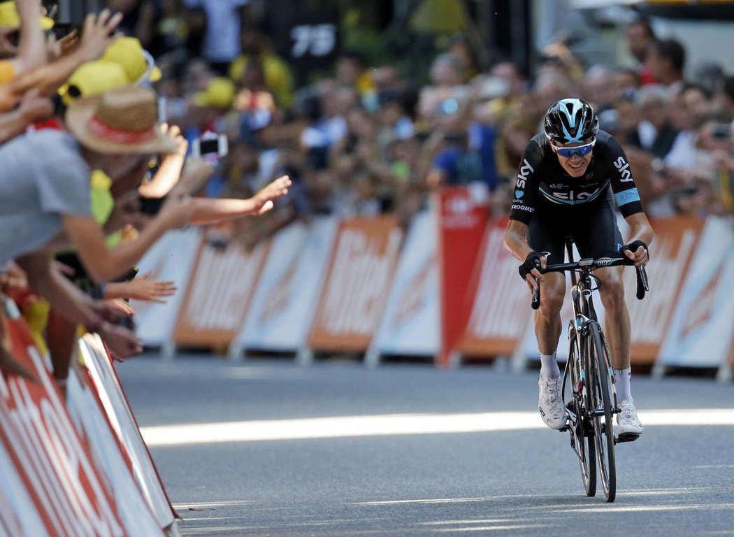 Cíl je blízko. Chris Froome se blíží dalšímu etapovému triumfu na Tour de France.