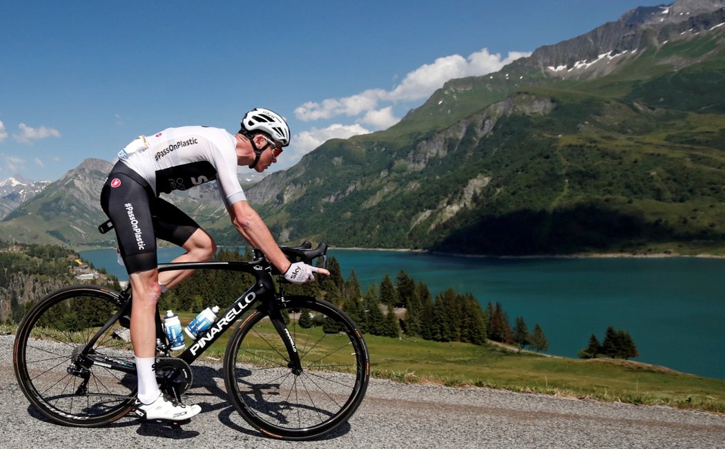 Britský jezdec stáje Sky Chris Froome při etapě Tour de France