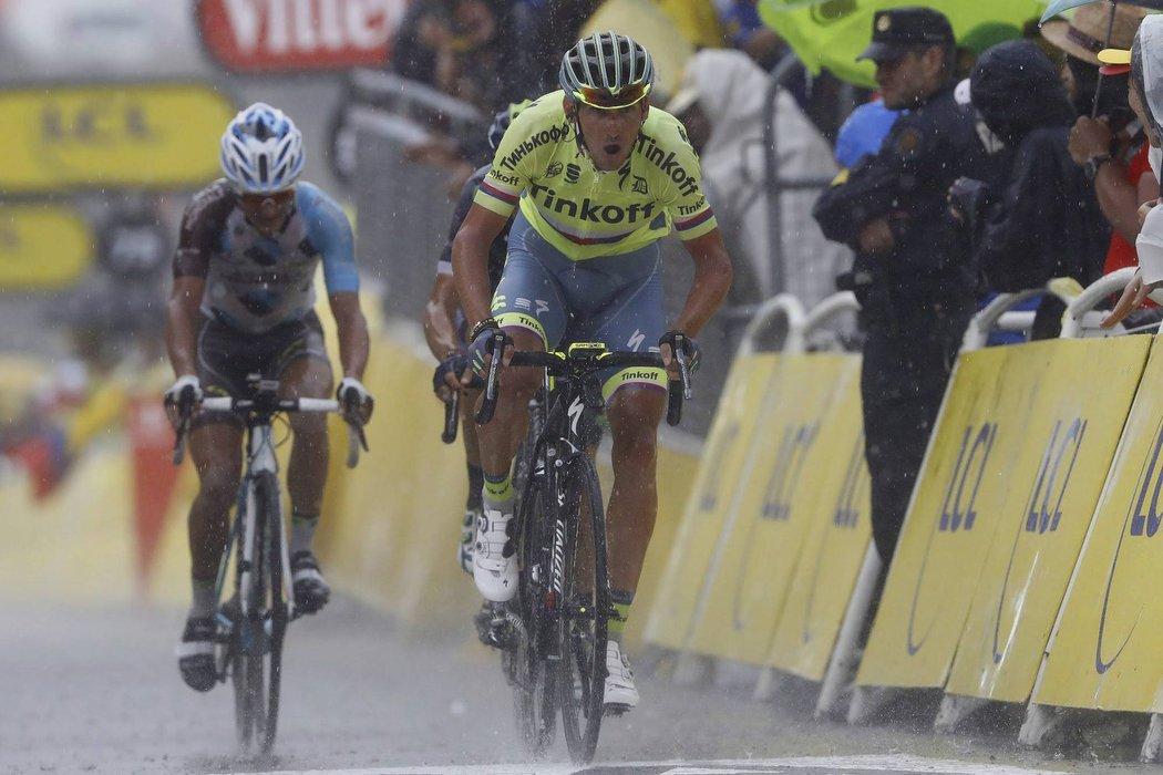 Během pondělního volného dne na Tour de France převzal Roman Kreuziger oficiálně roli lídra týmu Tinkoff na celkové pořadí