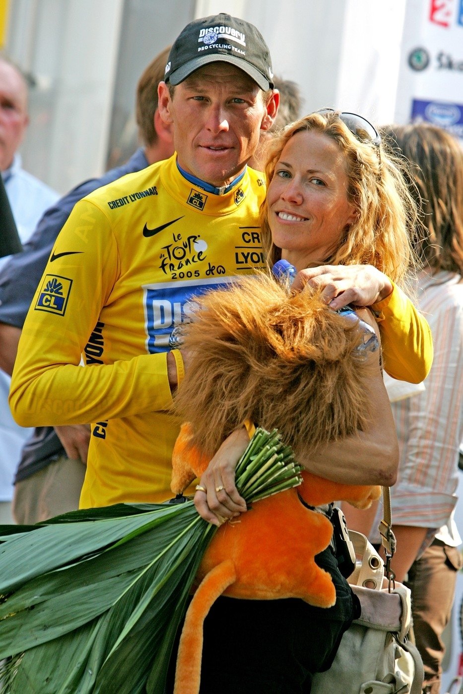 Lance Armstrong s Sheryl Crow na Tour de France v roce 2005