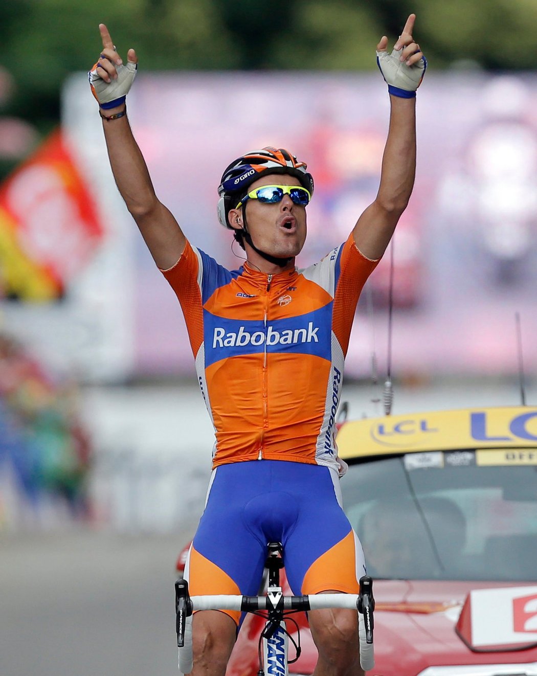 Luis-Leon Sanchez slaví vítězství ve 14. etapě Tour de France