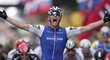 Německý cyklista Marcel Kittel se raduje z triumfu ve druhé etapě Tour de France