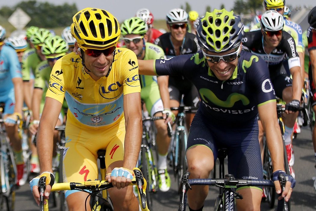 Vincenzo Nibali, suverénní vítěz letošní tour de France, si závěrečnou etapu do Paříže užíval