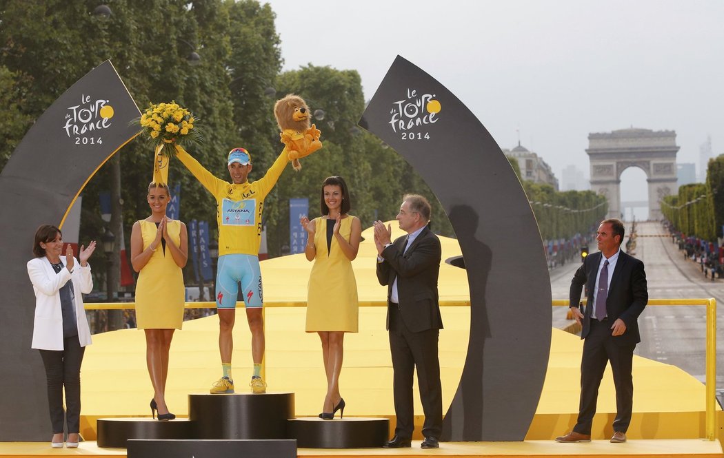 Ital Vincenzo Nibali vyhrál poprvé Tour de France