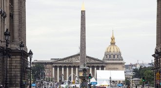 Útok na cíl Tour de France? V Paříži policie střílela na auto!