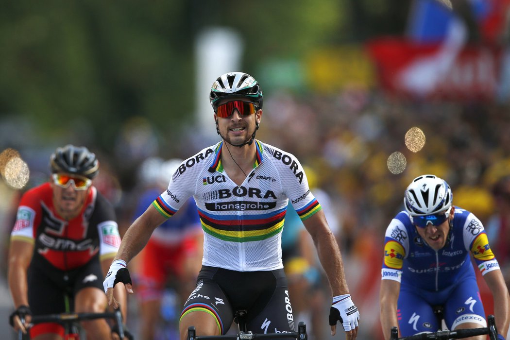 Peter Sagan slaví výhru ve třetí etapě Tour de France