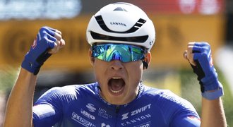 Philipsen ovládl první spurt letošní Tour, ve žlutém dál pojede Yates