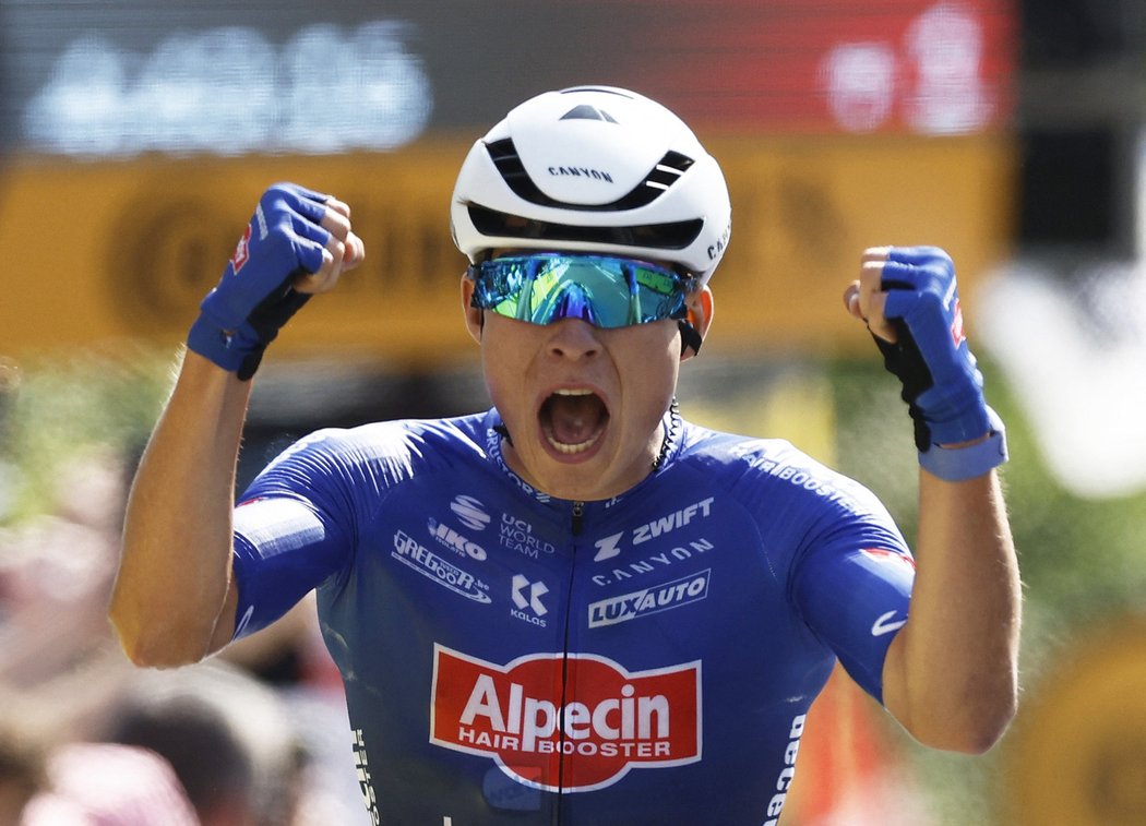 Jasper Philipsen ovládl třetí etapu Tour de France