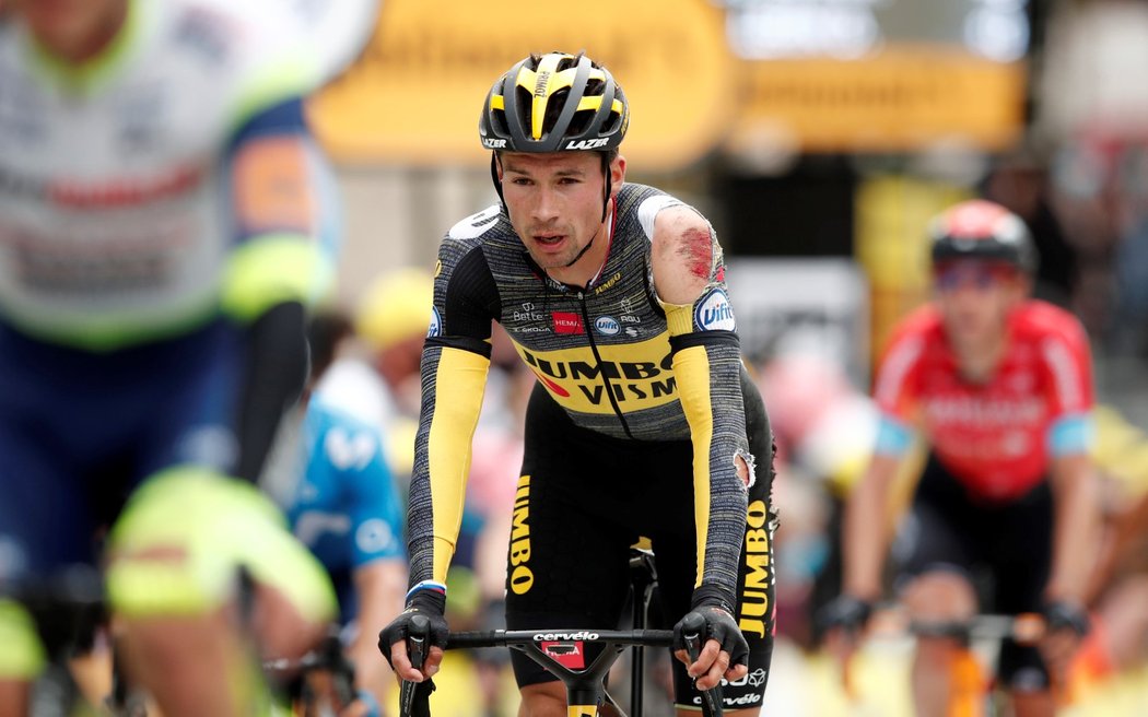 Primož Roglič po pádu v 3. etapě Tour de France
