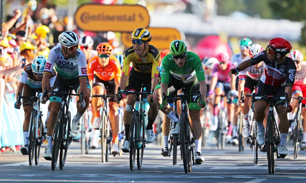 Nelepší sprinteři se perou o etapové prvenství na Tour de France