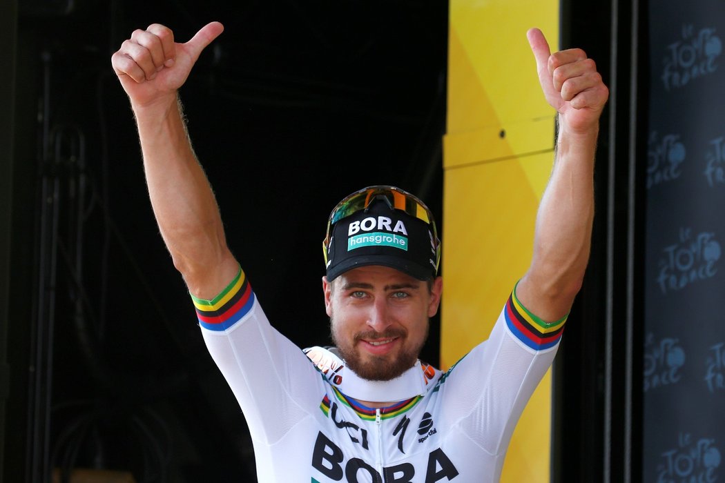 Slovenský cyklista Peter Sagan se raduje z etapového vítězství na Tour de France