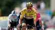 Slovinský cyklista Tadej Pogačar ve žlutém trikotu lídra Tour de France během 11. etapy