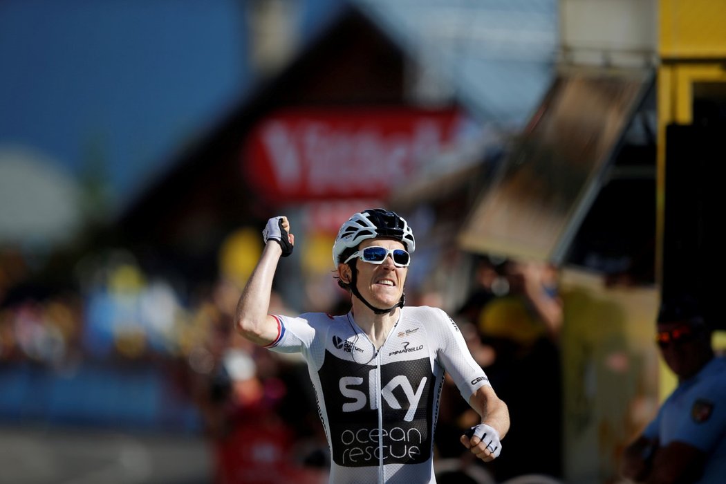 Brit Geraint Thomas se raduje z vítězství  v etapě