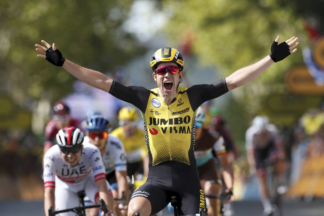 Wout van Aert vyhrál desátou etapu Tour de France