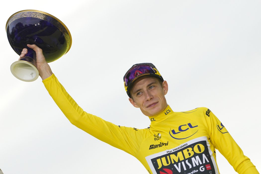 Jonas Vingegaard obhájil vítězství na Tour de France