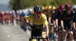 Adam Yates z týmu Mitchelton-Scott jede poprvé v kariéře na Tour de France ve žlutém dresu