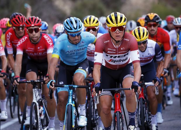 Peloton ve třetí etapě Tour de France Peloton ve třetí etapě Tour de France
