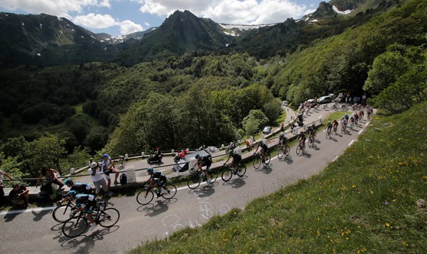 Tour de France v 8. etapě vyjela do Pyrenejí