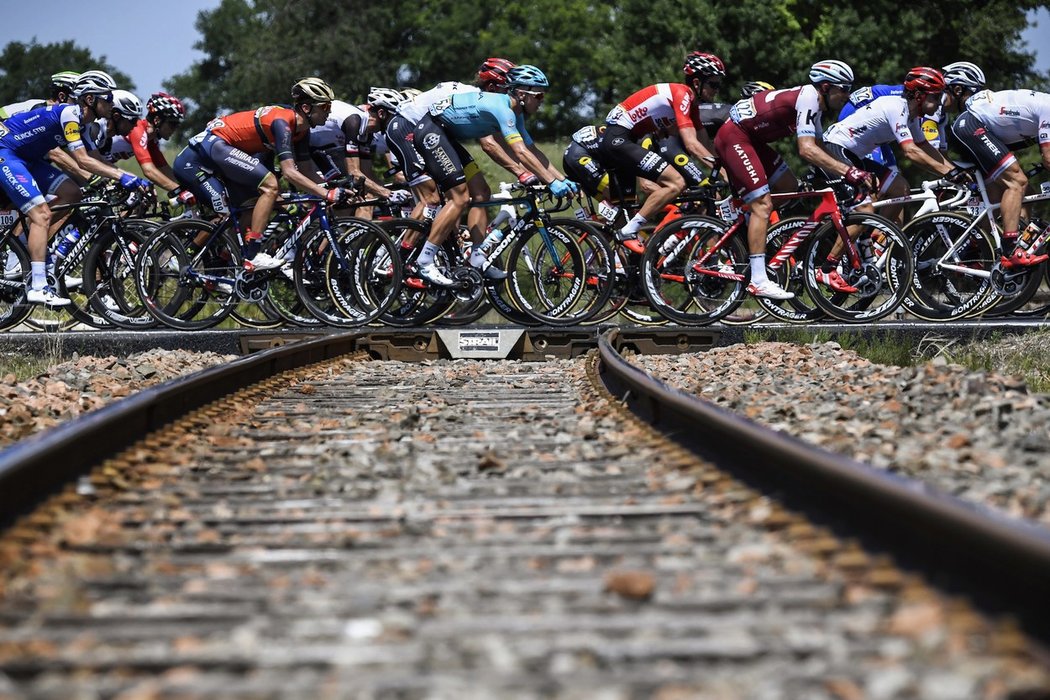 Tour de France se přesunul do hor