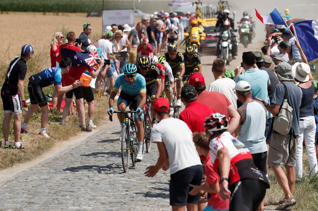 V 9. etapě Tour de France se závodníci musí popasovat s kostkami