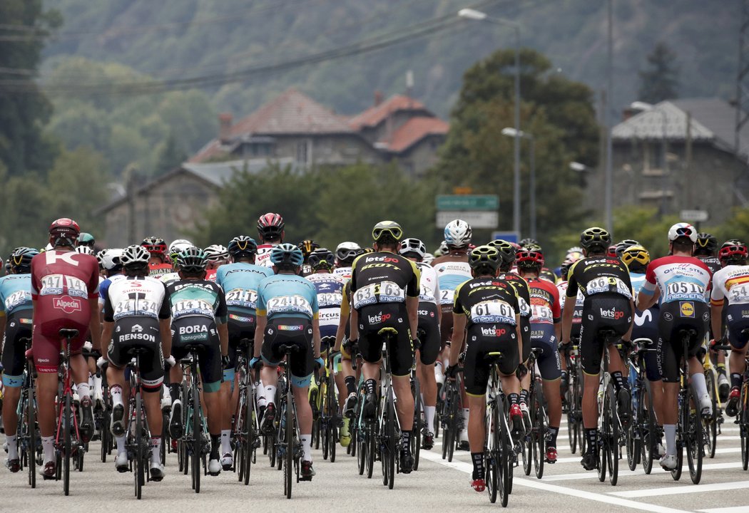 Páteční trasa Tour de France je dlouhá 169 kilometrů a začala v Bourg d&#39;Oisans s koncem ve Valence.