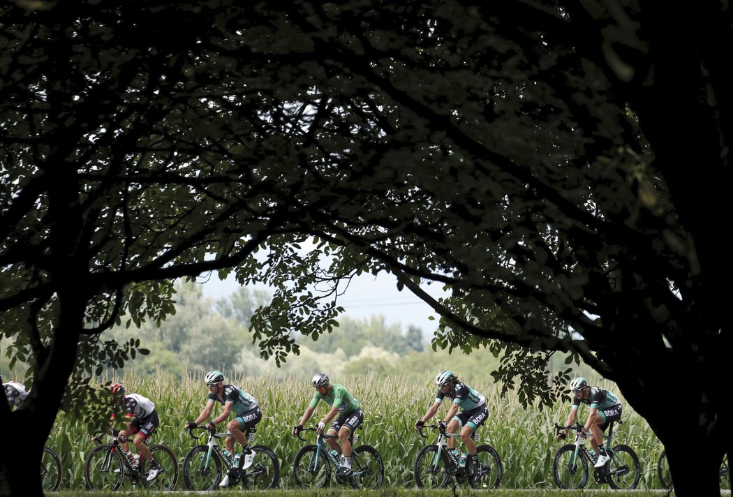 Páteční trasa Tour de France je dlouhá 169 kilometrů a začala v Bourg d&#39;Oisans s koncem ve Valence.