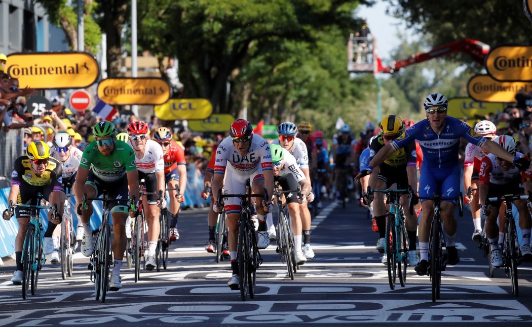 Dramatický finiš čtvrté etapy cyklistické Tour de France