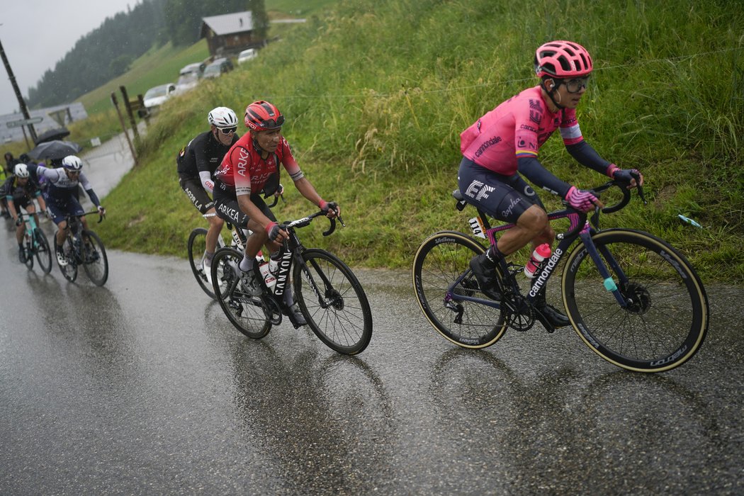 Devátou etapu Tour de France doprovázel déšť
