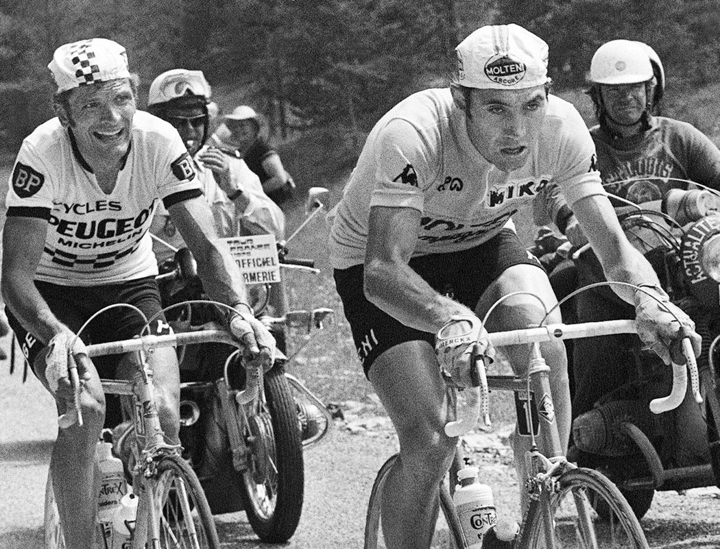 Legendární cyklista Eddy Merckx (vepředu)