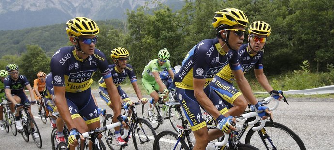 Roman Kreuziger, Alberto Contador a Sergio Paulinho na trati náročné etapy Tour de France
