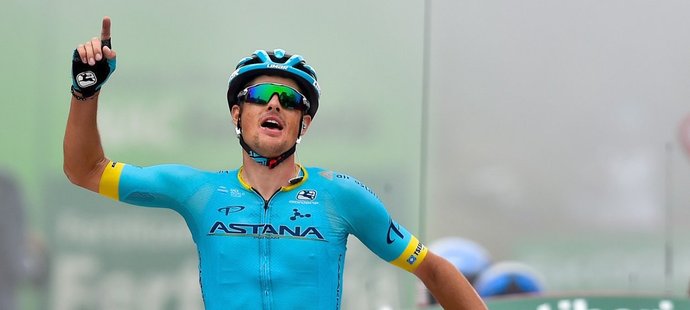 Jakob Fuglsang a jeho vítězné gesto na Vueltě