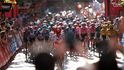 Peleton v poslední etapě Vuelty