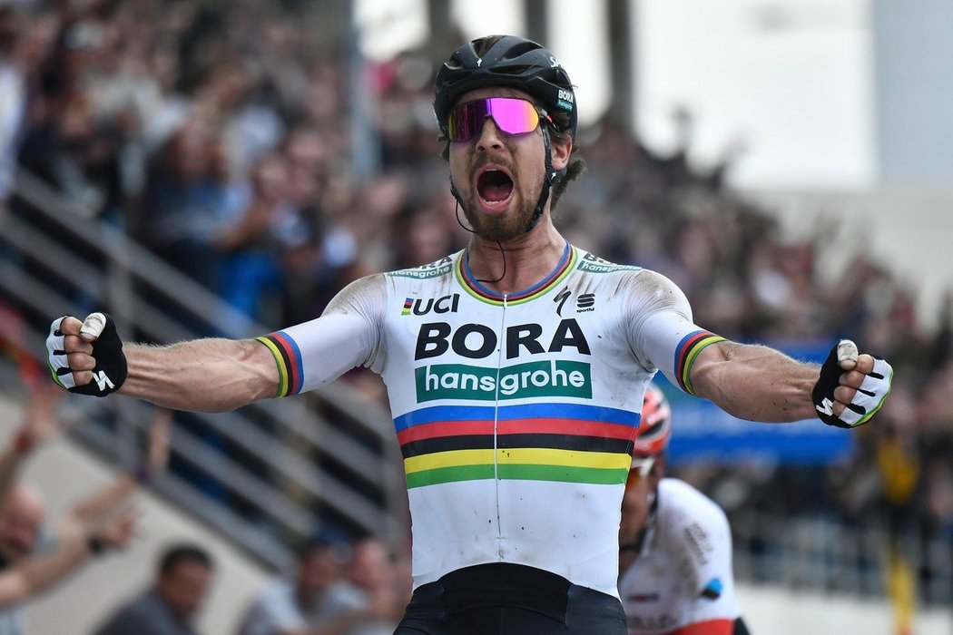 Peter Sagan ukázal ve sprintu svým soupeřům záda