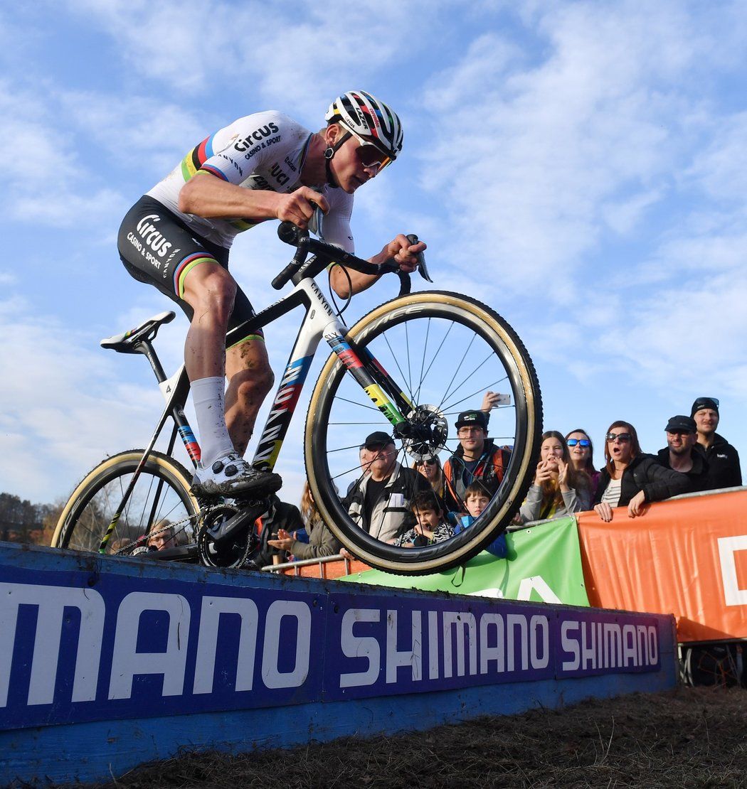 Cyklokros v Táboře ovládl Mathieu Van der Poel z Nizozemska