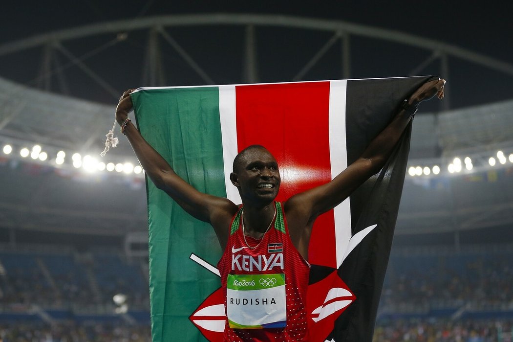 Dvojnásobný zlatý olympionik David Rudisha přežil pád letadla. Není to poprvé, co unikl smrti