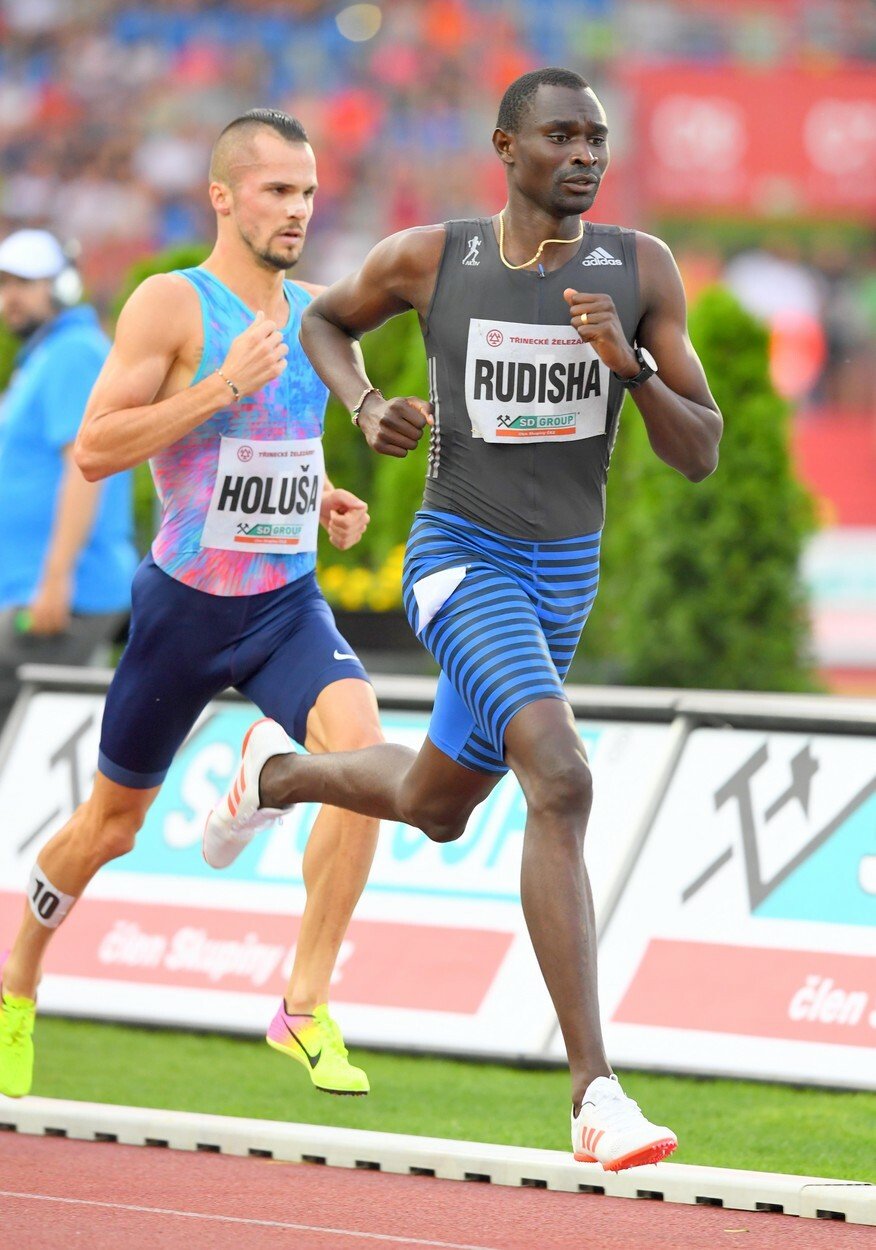 Dvojnásobný zlatý olympionik David Rudisha přežil pád letadla. Není to poprvé, co unikl smrti