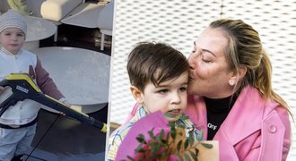 Zlatý syn (2) extenistky Cibulkové: Nejdřív domácí práce, pak péče o sestřičku! Zlatý syn (2) extenistky Cibulkové: Nejdřív domácí práce, pak péče o sestřičku!