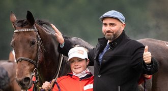 Příběhy Českého derby: Holčákův návrat, rodinné prokletí. Vyhraje bělouš? Příběhy Českého derby: Holčákův návrat, rodinné prokletí. Vyhraje bělouš?