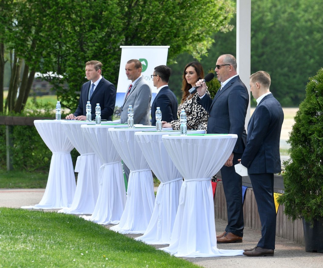 Tisková konference k slavnému dostihu Velká pardubická