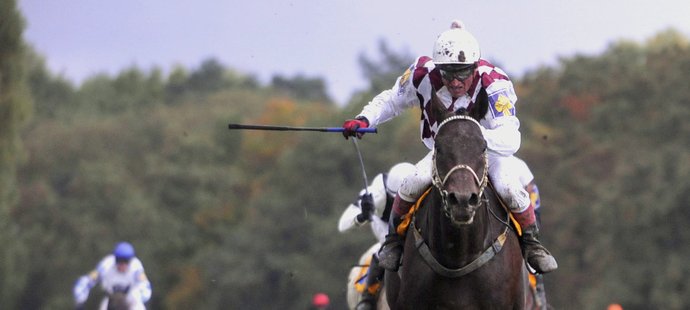 Tiumen v sedle s Josefem Váňou finišuje ve Velké pardubické